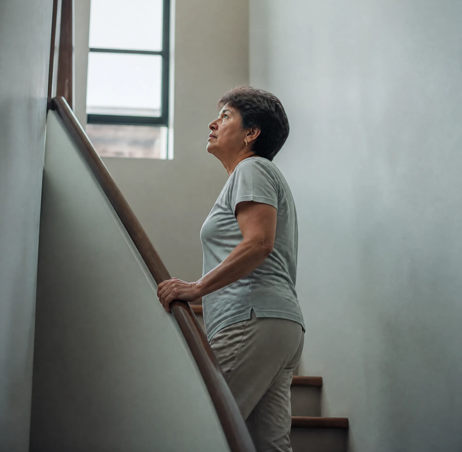 Falta de aire al subir escaleras, síntoma inicial de la hipertensión pulmonar